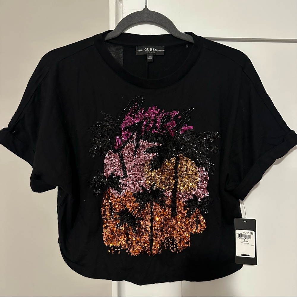 Guess NEW Top with sequins